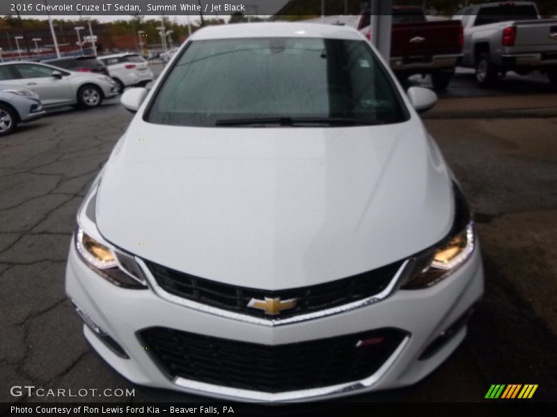Summit White / Jet Black 2016 Chevrolet Cruze LT Sedan