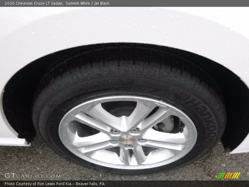 Summit White / Jet Black 2016 Chevrolet Cruze LT Sedan
