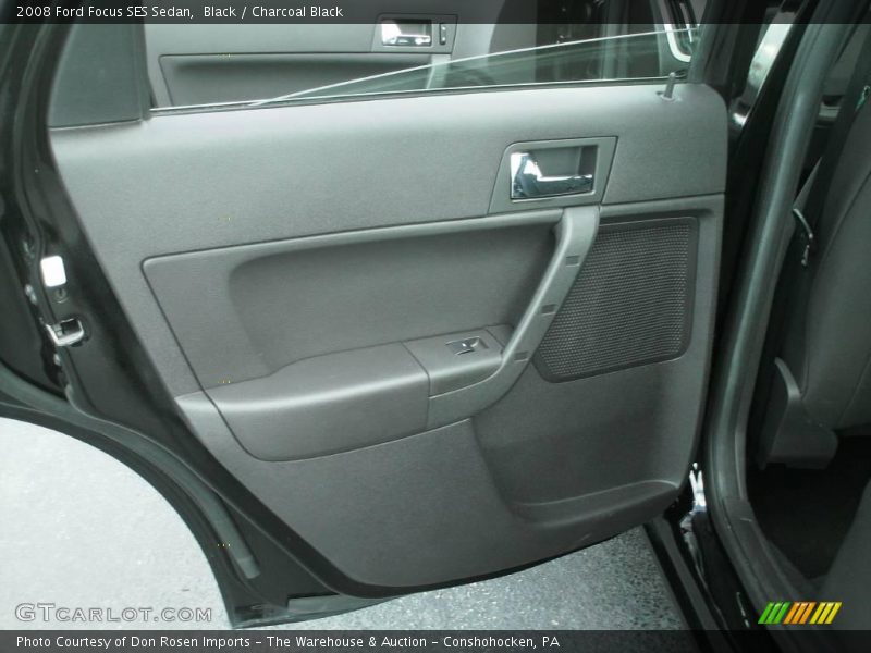 Black / Charcoal Black 2008 Ford Focus SES Sedan