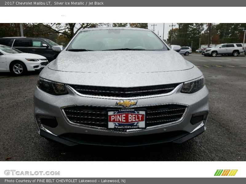 Silver Ice Metallic / Jet Black 2017 Chevrolet Malibu LT