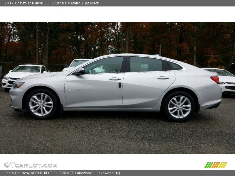Silver Ice Metallic / Jet Black 2017 Chevrolet Malibu LT