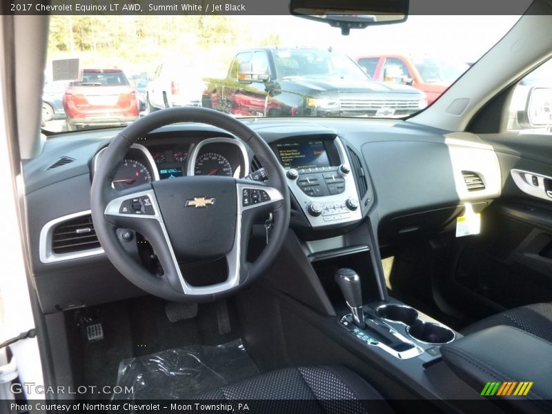 Summit White / Jet Black 2017 Chevrolet Equinox LT AWD