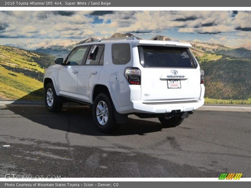 Super White / Sand Beige 2016 Toyota 4Runner SR5 4x4