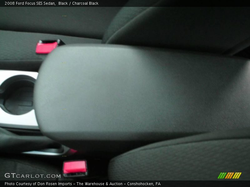 Black / Charcoal Black 2008 Ford Focus SES Sedan