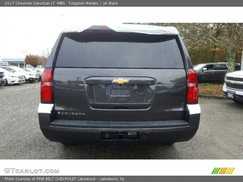 Tungsten Metallic / Jet Black 2017 Chevrolet Suburban LT 4WD