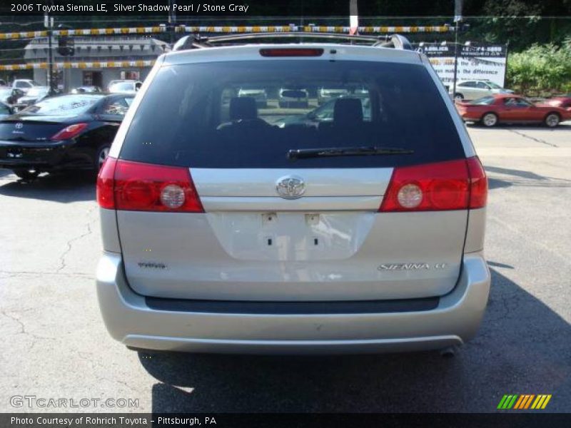 Silver Shadow Pearl / Stone Gray 2006 Toyota Sienna LE