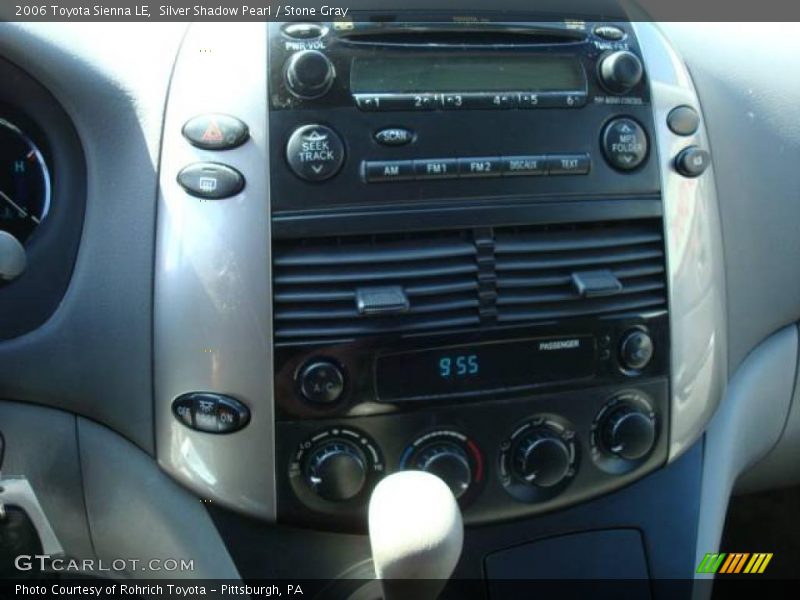 Silver Shadow Pearl / Stone Gray 2006 Toyota Sienna LE