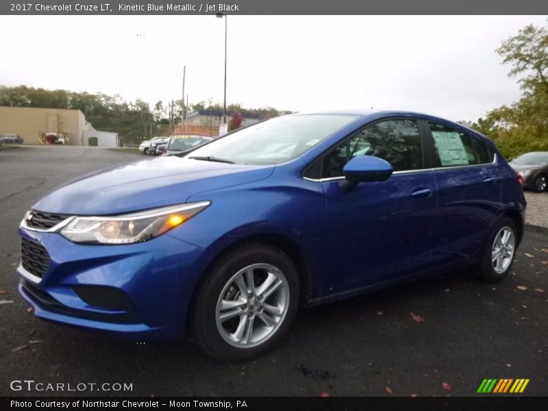 Kinetic Blue Metallic / Jet Black 2017 Chevrolet Cruze LT