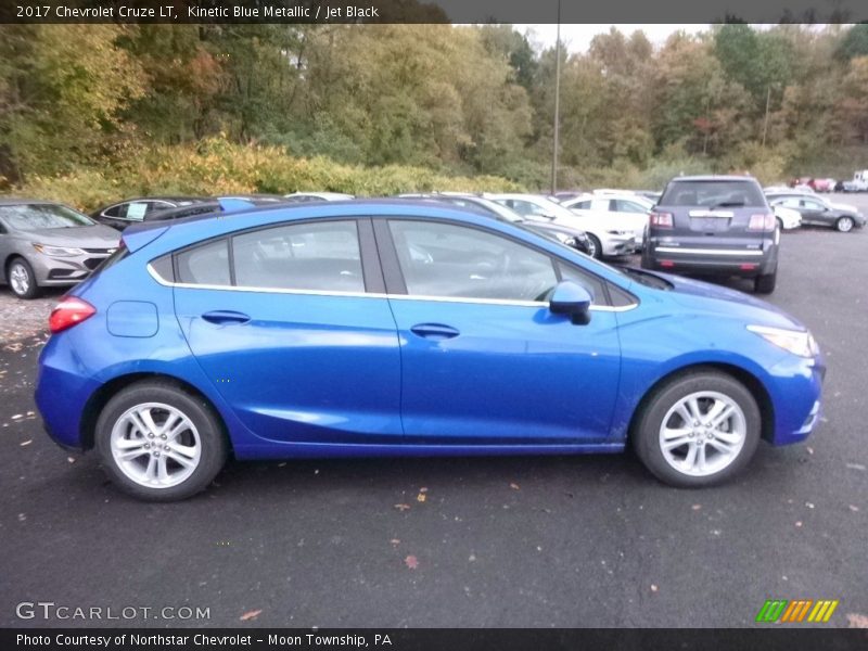 Kinetic Blue Metallic / Jet Black 2017 Chevrolet Cruze LT