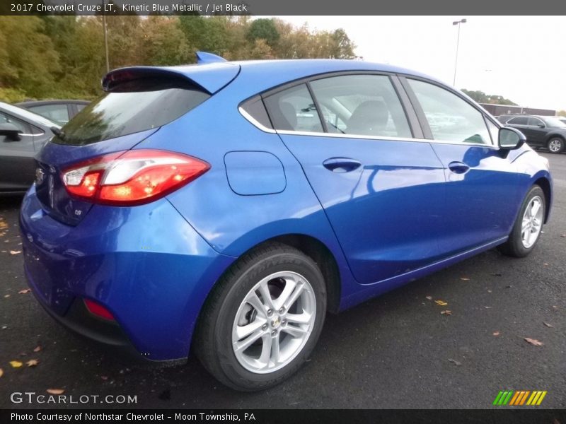Kinetic Blue Metallic / Jet Black 2017 Chevrolet Cruze LT