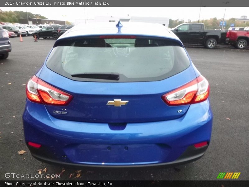 Kinetic Blue Metallic / Jet Black 2017 Chevrolet Cruze LT