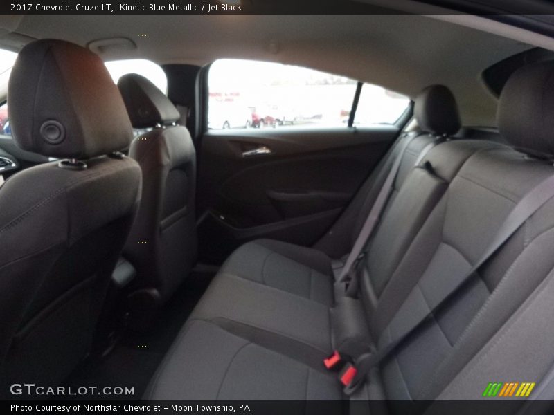 Kinetic Blue Metallic / Jet Black 2017 Chevrolet Cruze LT