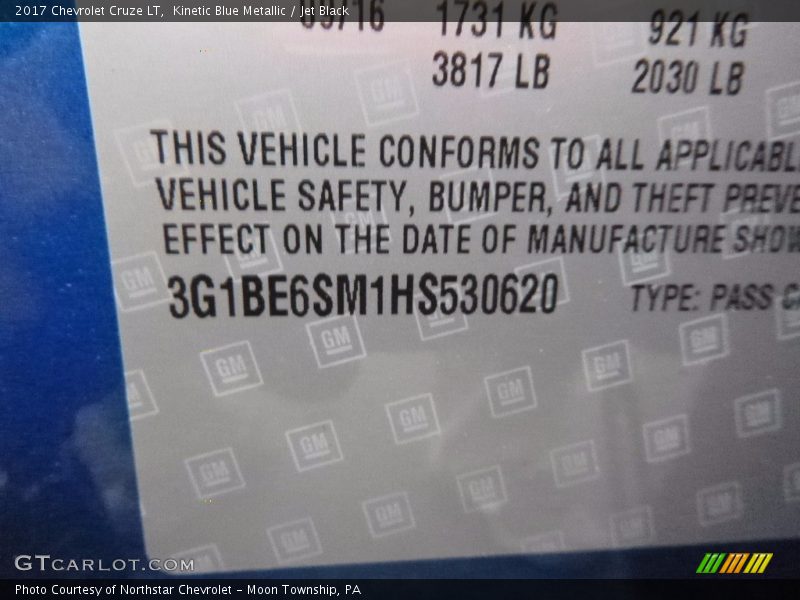 Kinetic Blue Metallic / Jet Black 2017 Chevrolet Cruze LT