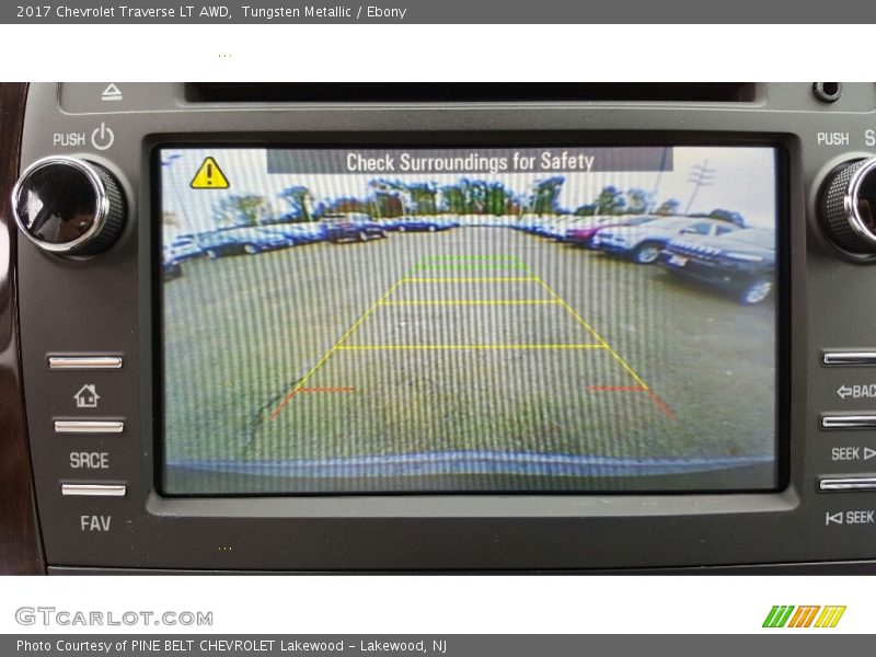 Tungsten Metallic / Ebony 2017 Chevrolet Traverse LT AWD