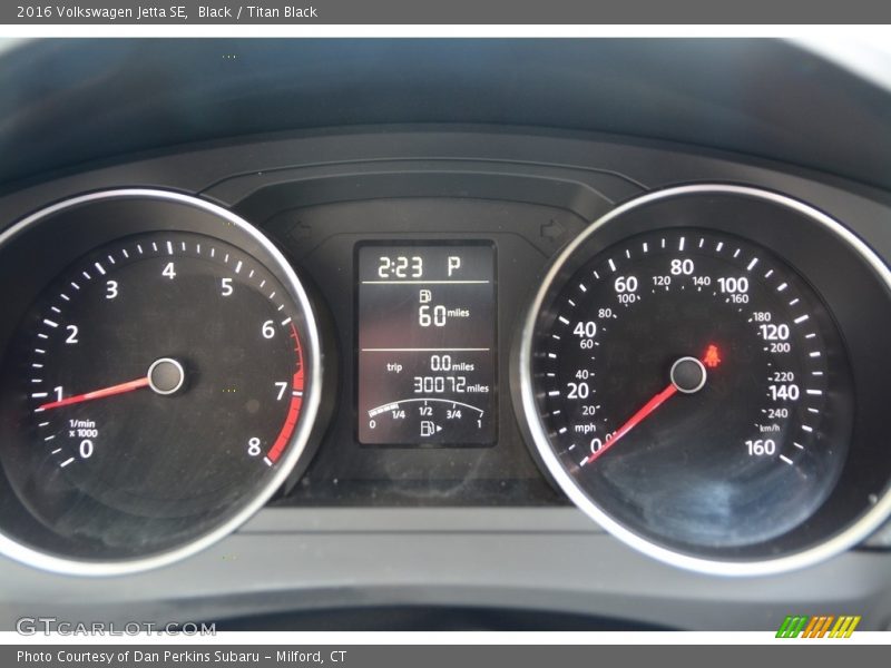 Black / Titan Black 2016 Volkswagen Jetta SE