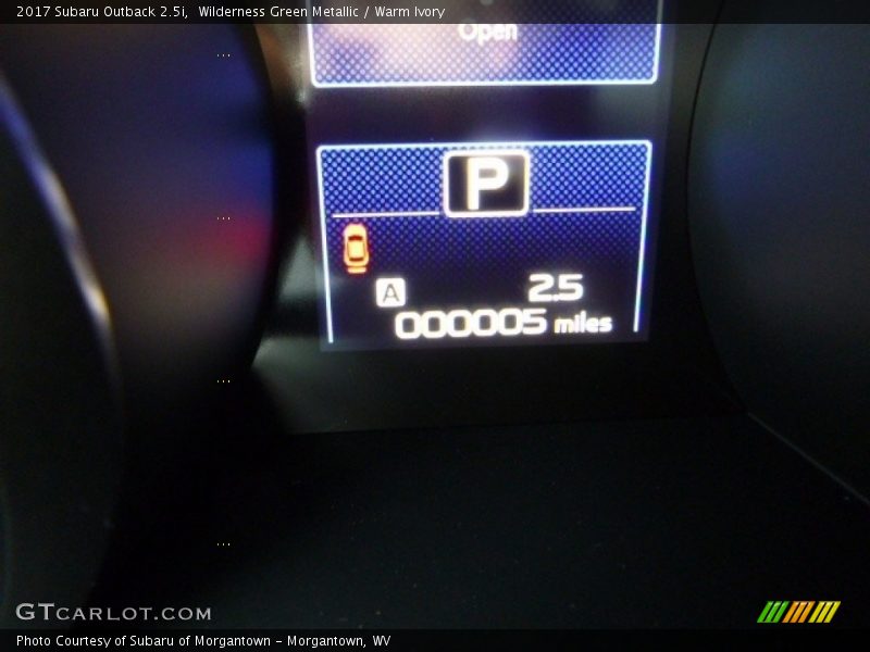 Wilderness Green Metallic / Warm Ivory 2017 Subaru Outback 2.5i