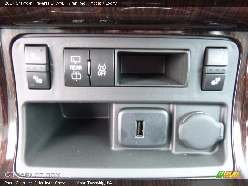Siren Red Tintcoat / Ebony 2017 Chevrolet Traverse LT AWD
