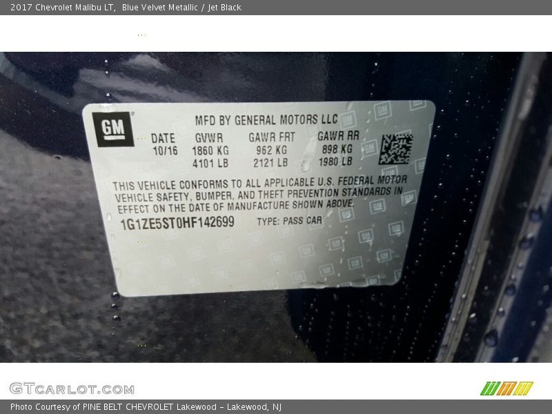 Blue Velvet Metallic / Jet Black 2017 Chevrolet Malibu LT