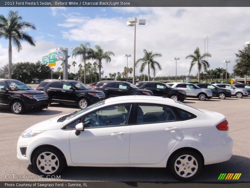 Oxford White / Charcoal Black/Light Stone 2013 Ford Fiesta S Sedan
