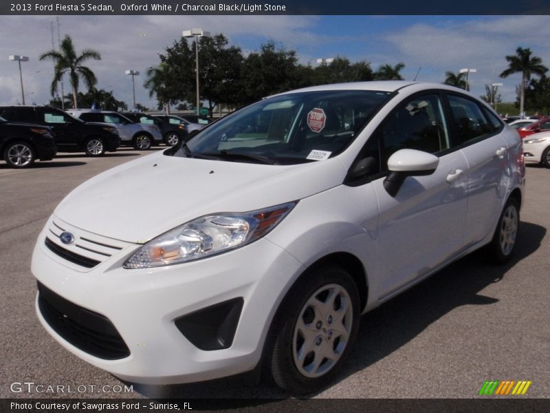 Oxford White / Charcoal Black/Light Stone 2013 Ford Fiesta S Sedan