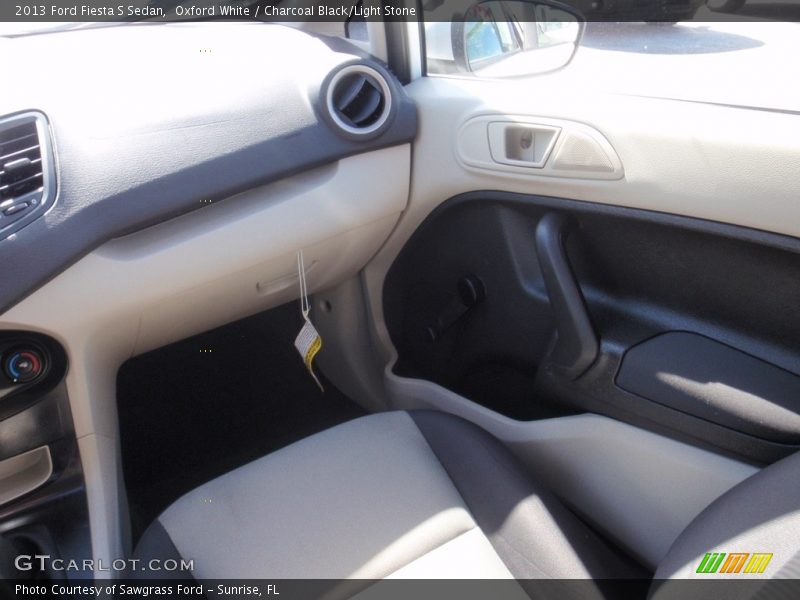 Oxford White / Charcoal Black/Light Stone 2013 Ford Fiesta S Sedan