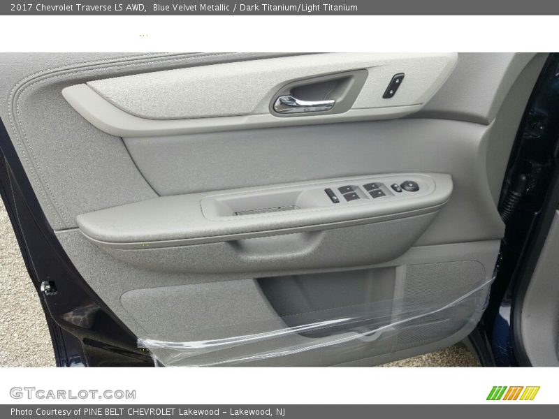 Blue Velvet Metallic / Dark Titanium/Light Titanium 2017 Chevrolet Traverse LS AWD