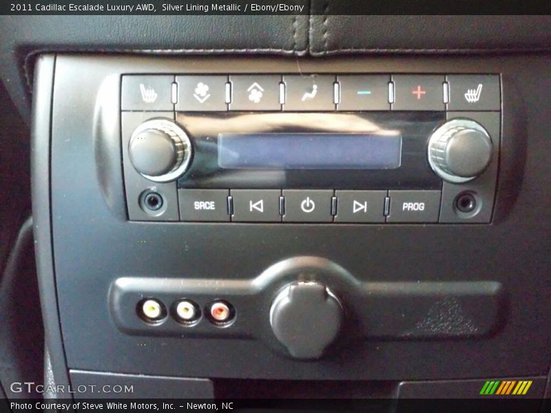 Silver Lining Metallic / Ebony/Ebony 2011 Cadillac Escalade Luxury AWD