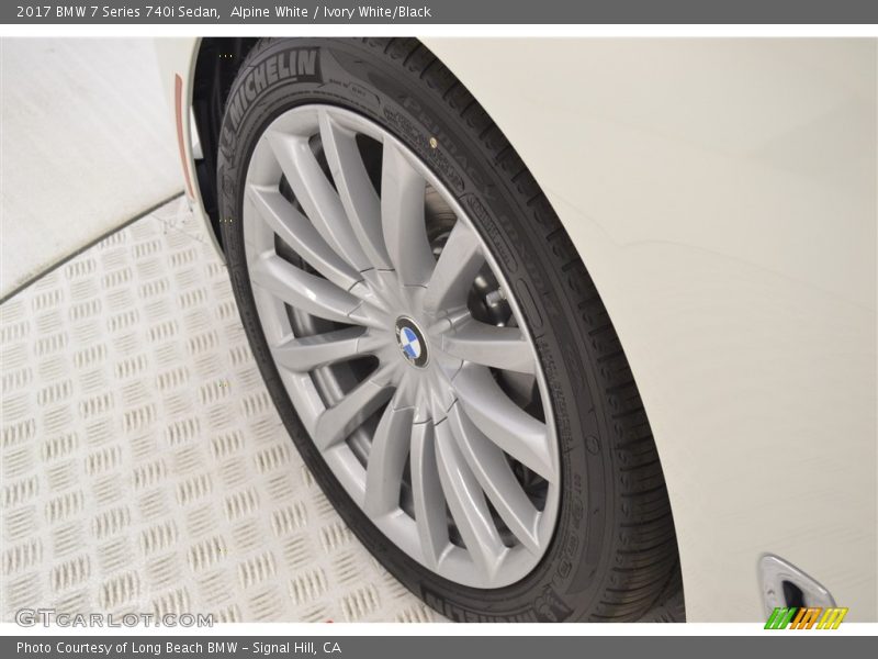 Alpine White / Ivory White/Black 2017 BMW 7 Series 740i Sedan