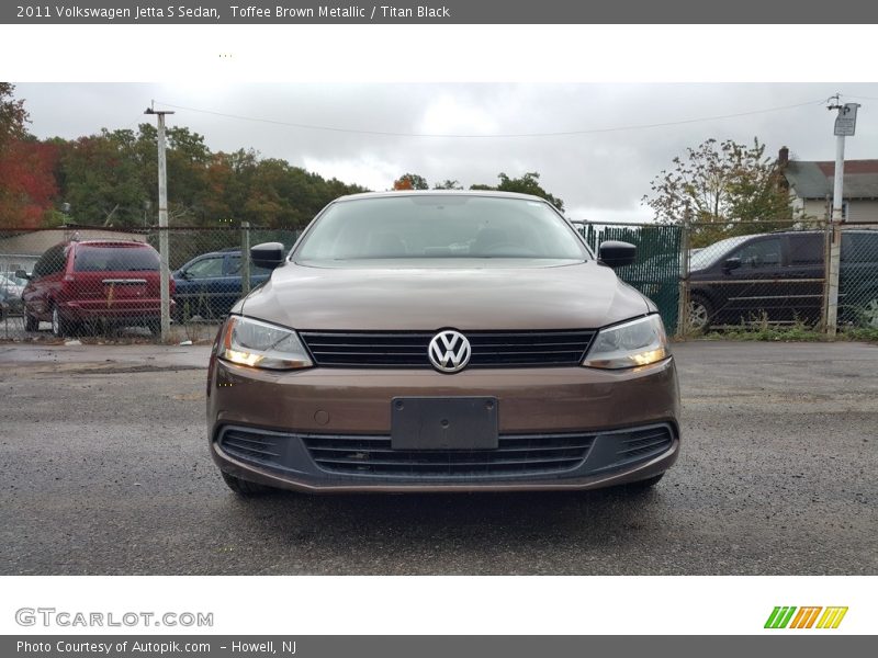 Toffee Brown Metallic / Titan Black 2011 Volkswagen Jetta S Sedan