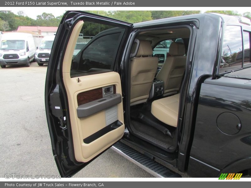 Tuxedo Black Metallic / Pale Adobe 2012 Ford F150 Lariat SuperCrew