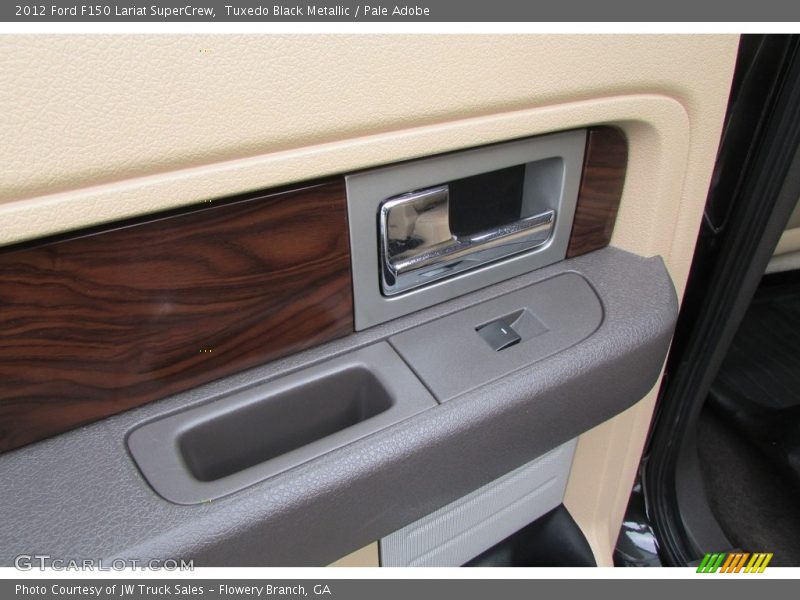 Tuxedo Black Metallic / Pale Adobe 2012 Ford F150 Lariat SuperCrew