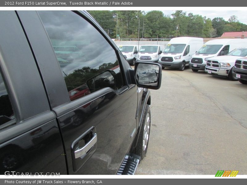 Tuxedo Black Metallic / Pale Adobe 2012 Ford F150 Lariat SuperCrew