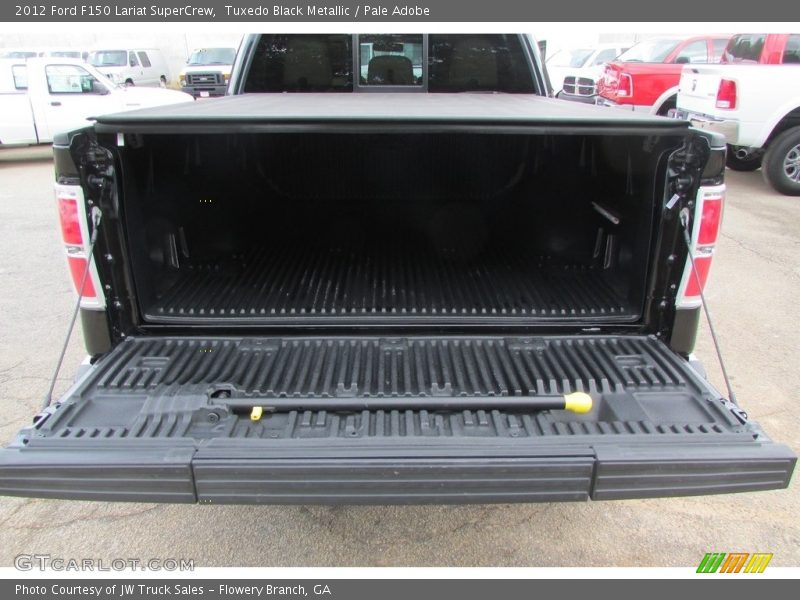 Tuxedo Black Metallic / Pale Adobe 2012 Ford F150 Lariat SuperCrew