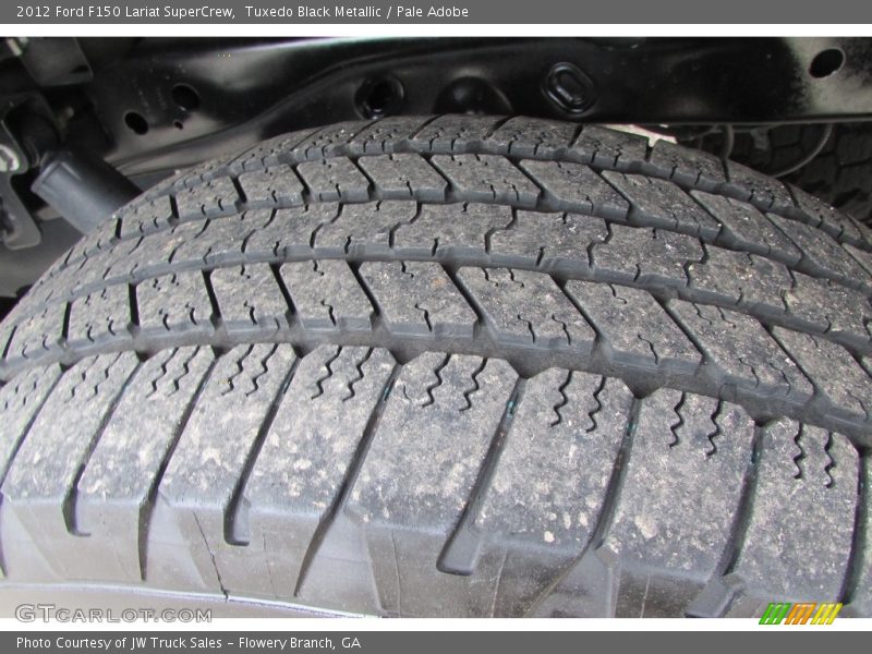 Tuxedo Black Metallic / Pale Adobe 2012 Ford F150 Lariat SuperCrew