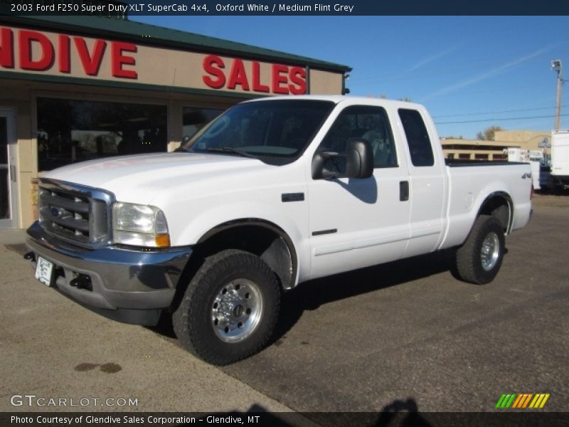 Oxford White / Medium Flint Grey 2003 Ford F250 Super Duty XLT SuperCab 4x4