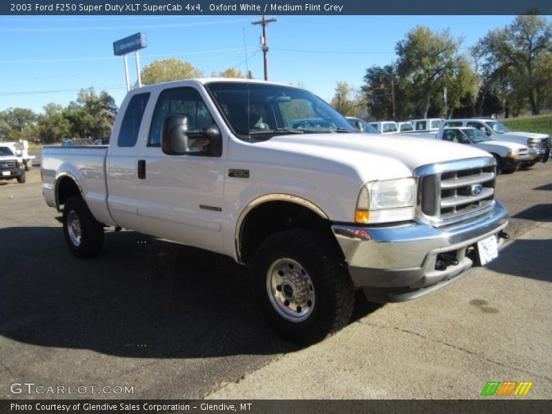 Oxford White / Medium Flint Grey 2003 Ford F250 Super Duty XLT SuperCab 4x4