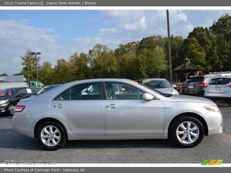 Classic Silver Metallic / Bisque 2010 Toyota Camry LE