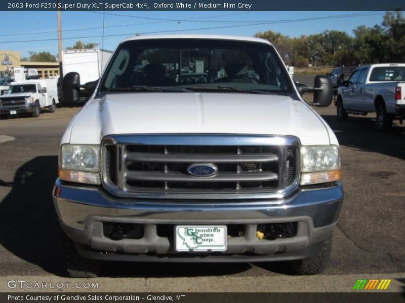 Oxford White / Medium Flint Grey 2003 Ford F250 Super Duty XLT SuperCab 4x4