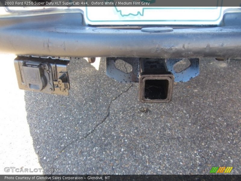 Oxford White / Medium Flint Grey 2003 Ford F250 Super Duty XLT SuperCab 4x4