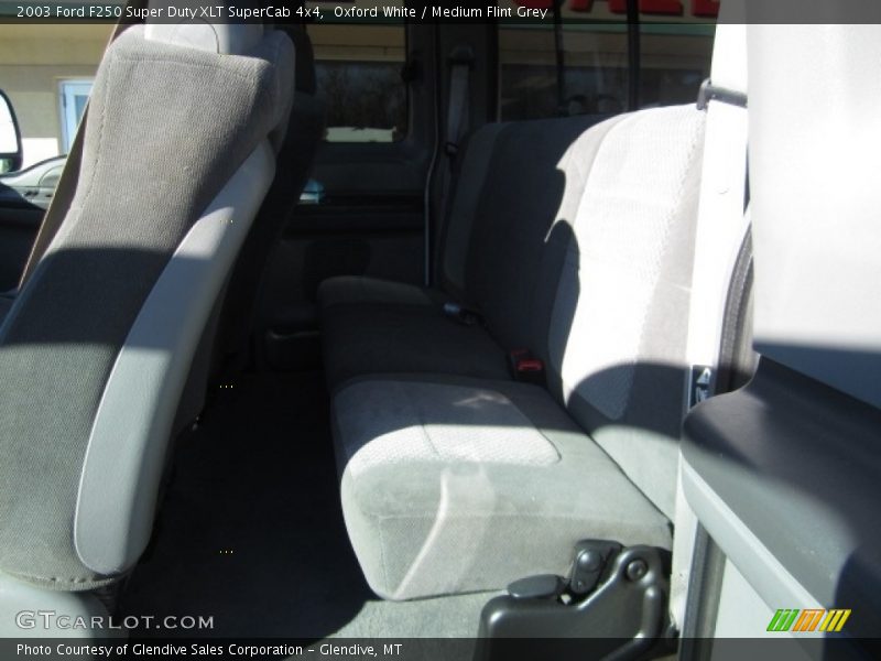 Oxford White / Medium Flint Grey 2003 Ford F250 Super Duty XLT SuperCab 4x4