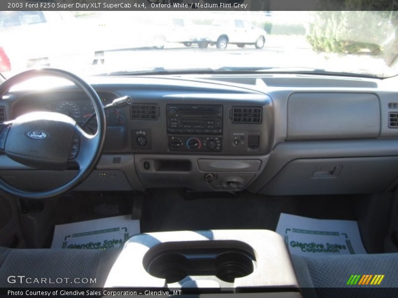 Oxford White / Medium Flint Grey 2003 Ford F250 Super Duty XLT SuperCab 4x4