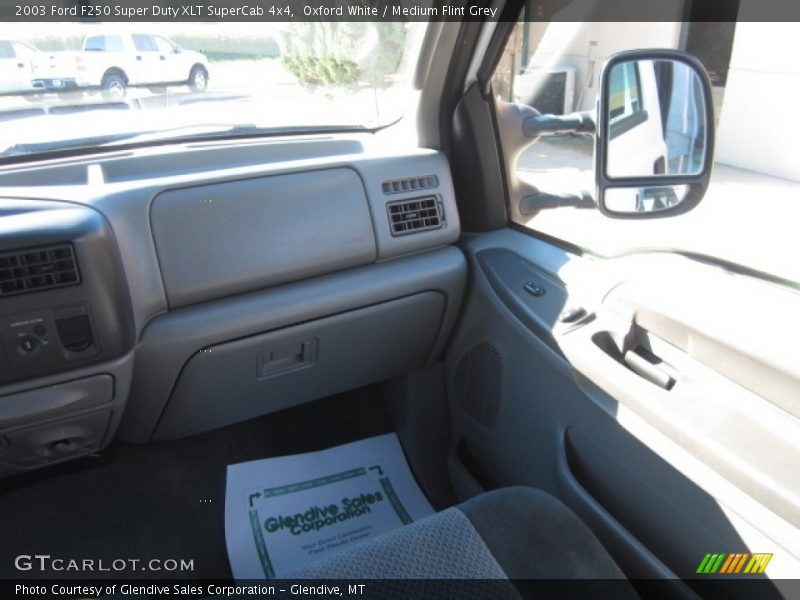 Oxford White / Medium Flint Grey 2003 Ford F250 Super Duty XLT SuperCab 4x4