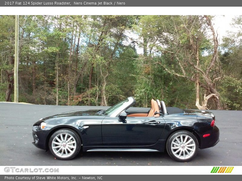 Nero Cinema Jet Black / Nero 2017 Fiat 124 Spider Lusso Roadster