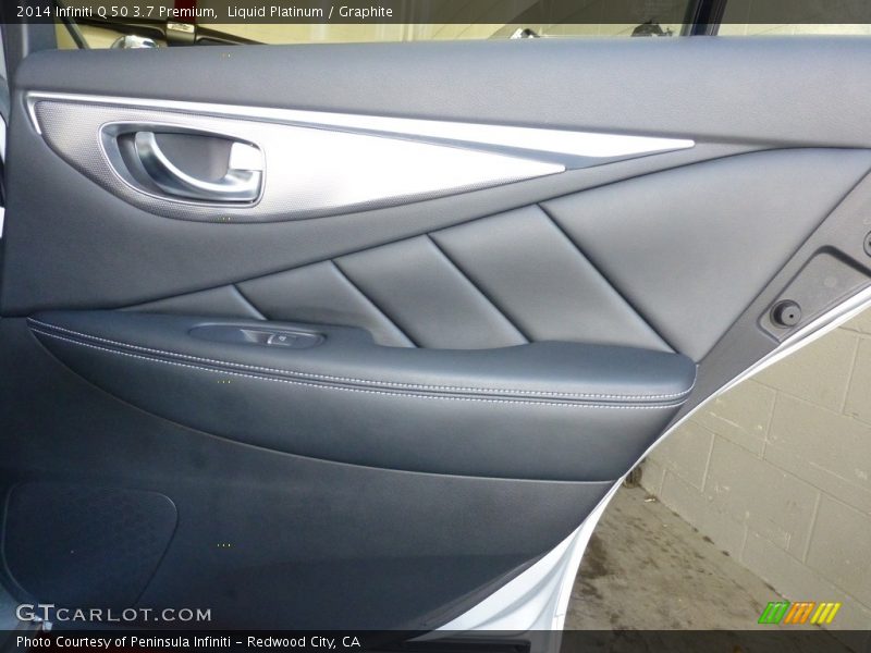 Liquid Platinum / Graphite 2014 Infiniti Q 50 3.7 Premium