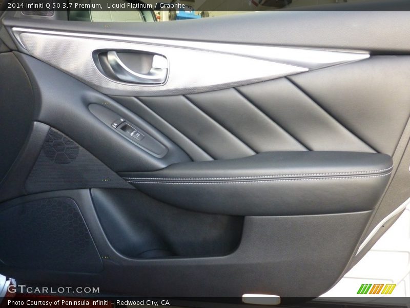 Liquid Platinum / Graphite 2014 Infiniti Q 50 3.7 Premium