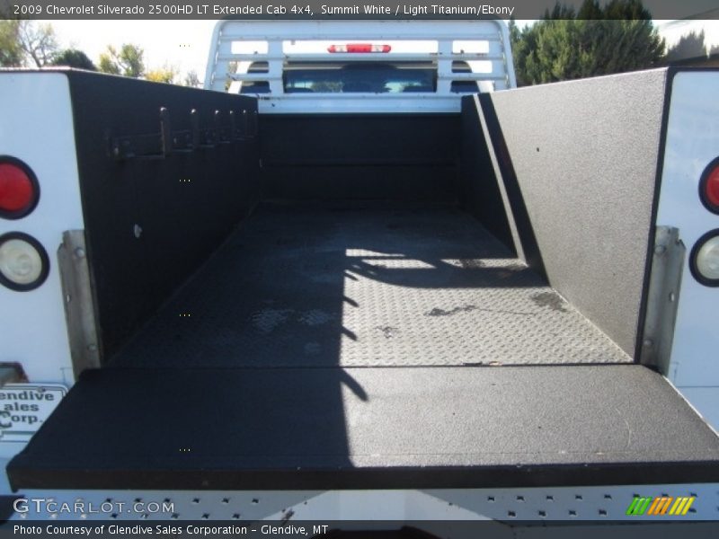Summit White / Light Titanium/Ebony 2009 Chevrolet Silverado 2500HD LT Extended Cab 4x4