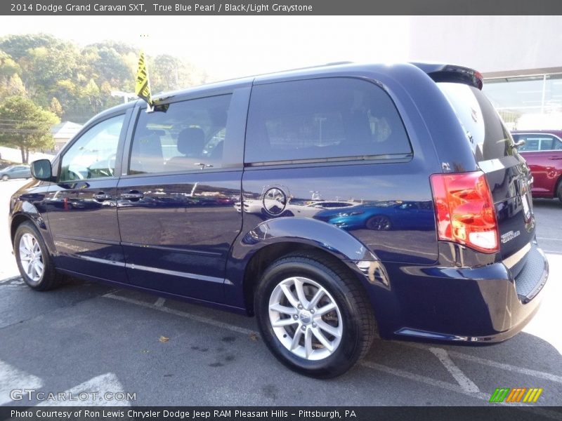 True Blue Pearl / Black/Light Graystone 2014 Dodge Grand Caravan SXT
