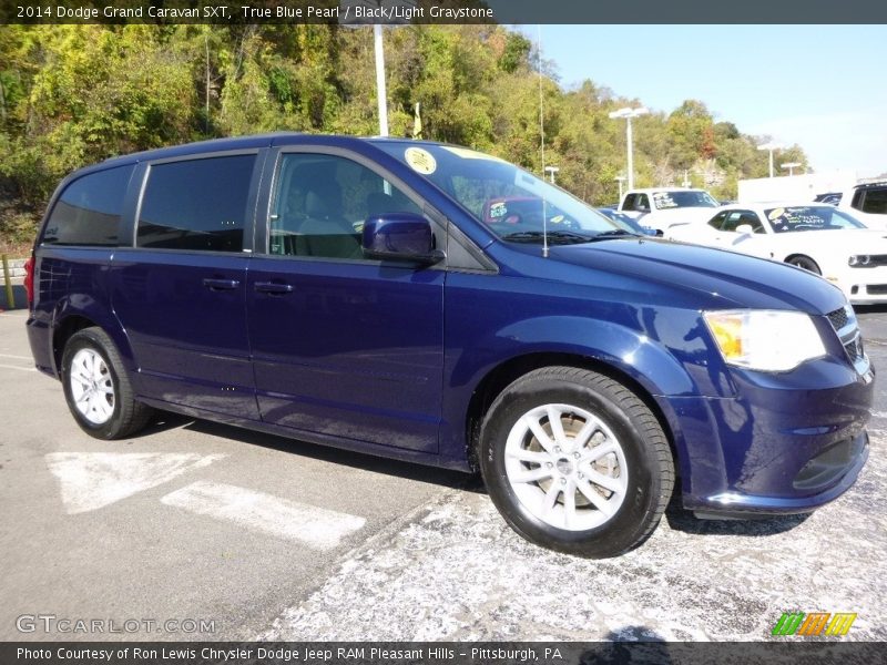 True Blue Pearl / Black/Light Graystone 2014 Dodge Grand Caravan SXT
