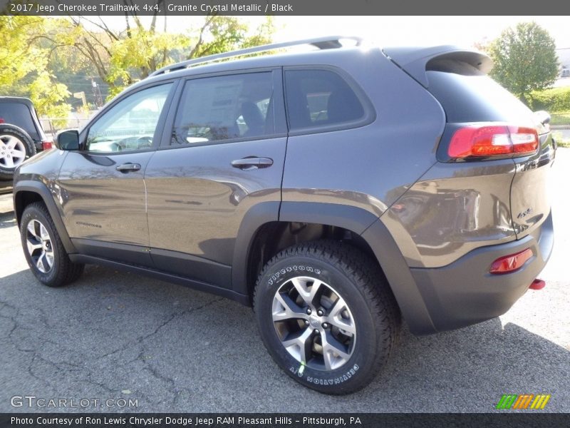 Granite Crystal Metallic / Black 2017 Jeep Cherokee Trailhawk 4x4