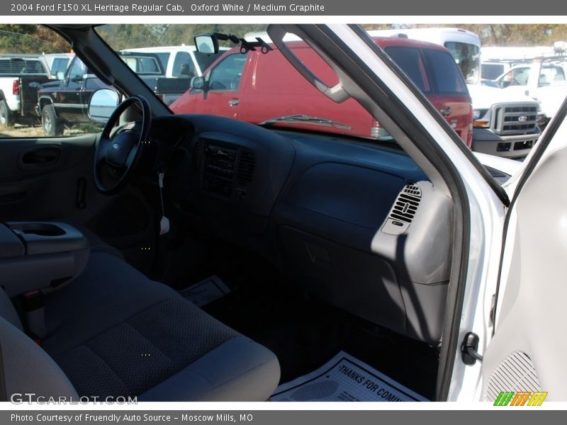 Oxford White / Medium Graphite 2004 Ford F150 XL Heritage Regular Cab